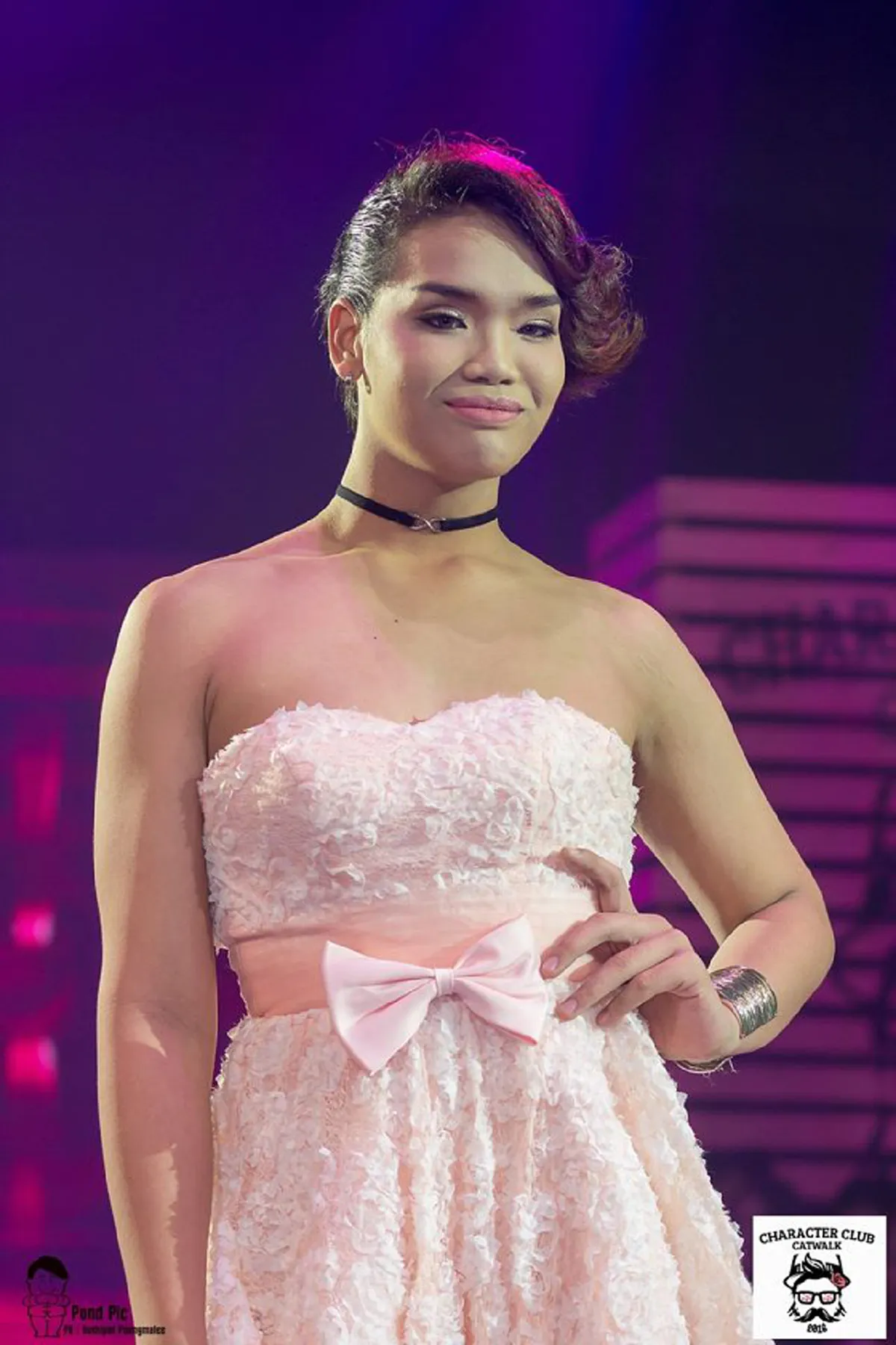 อื้อหืออ...ยังจำได้มั้ย!! น้องก้อง เสียใจแต่ไม่แคร์ โฉมใหม่ล่าสุดทำเอาหลายคนตาค้าง เผ็ดจี๊ดมากค่ะลูกสาวแม่!! (มีภาพ)