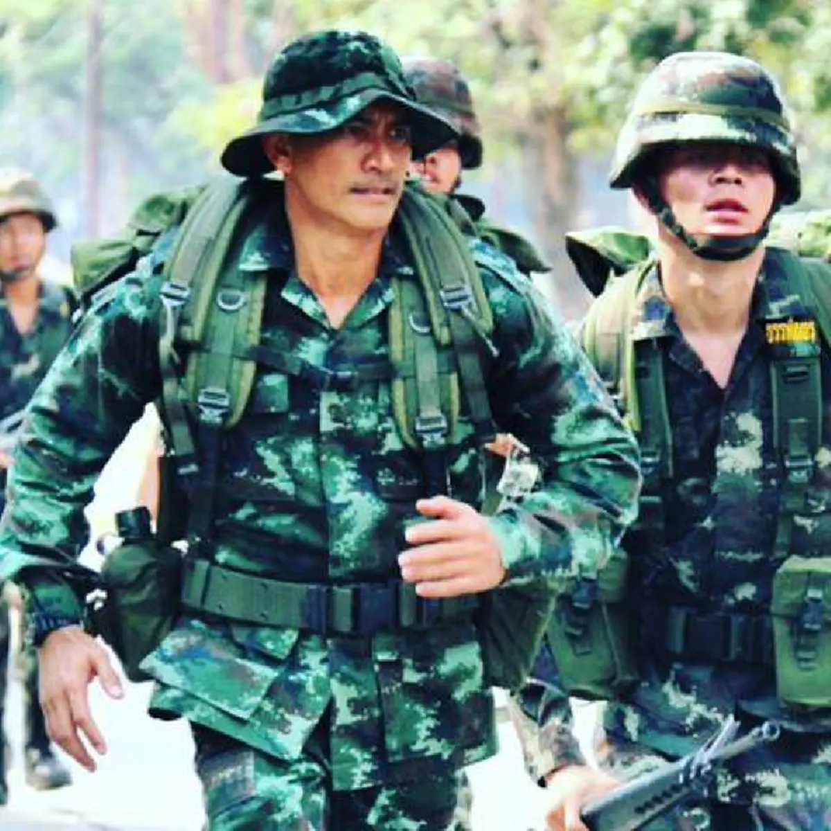 เดือดสุดขีด!! "ผู้พันเบิร์ด" โพสต์ด่า "พวกหมิ่นสถาบัน" สุดแรงเกิด แต่ละคำเจ็บหนัก แทบกระอักเลือด ทิ้งท้าย "ไอ้พวกนี้ ตายทั้งเป็น" 