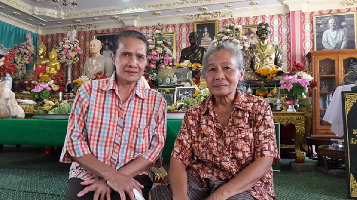 ปาฏิหาริย์!! แม่ชี "บุญเรือน โตงบุญเติม" เห็นแม่ชีเดินตากฝนแต่เหลือเชื่อกลับเป็นแบบนี้(มีคลิป)