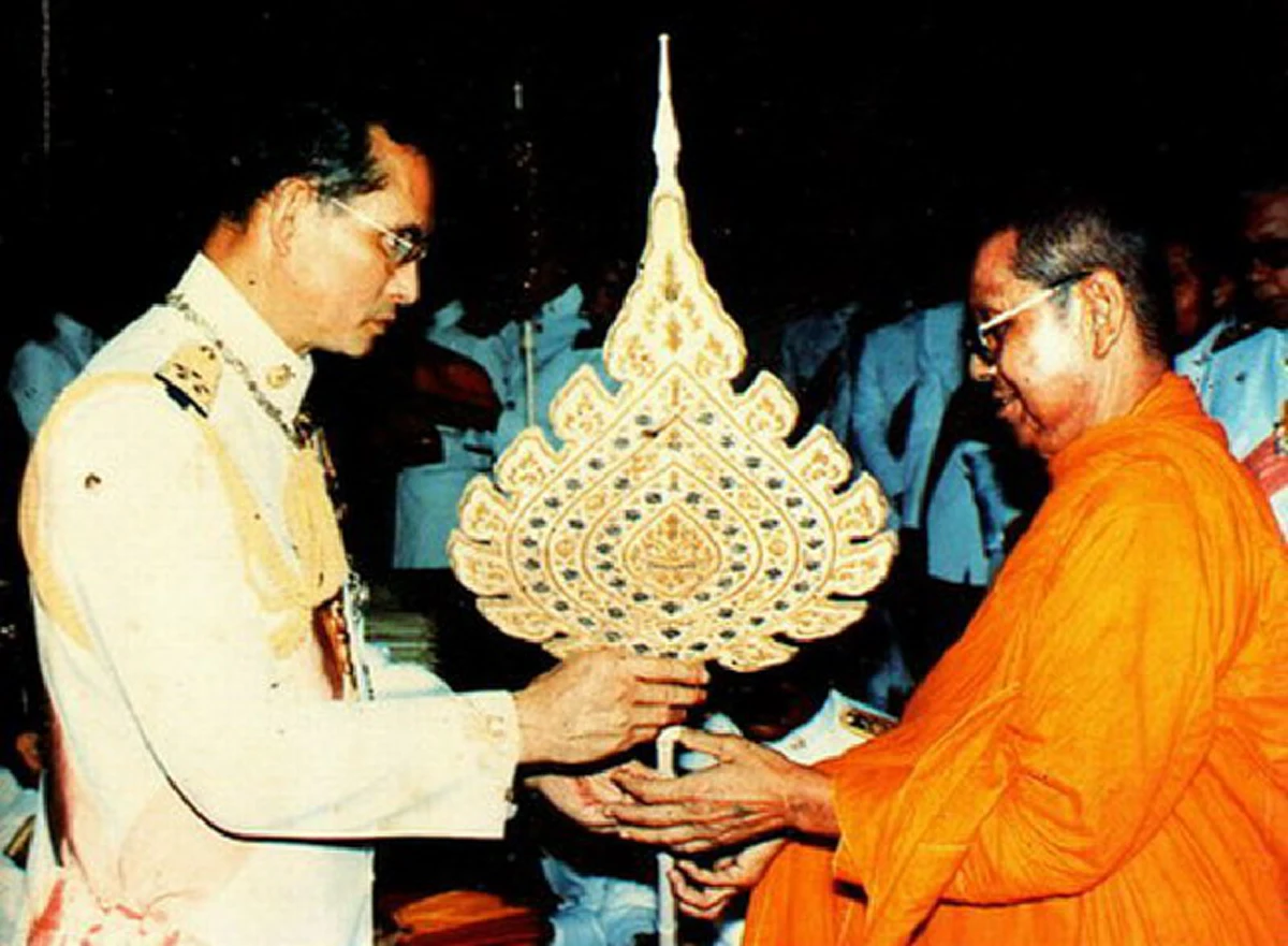 เผยพระราชปุจฉาวิสัชนาธรรมระหว่าง"พระเจ้าอยู่หัวในพระบรมโกศ"กับ"หลวงพ่อฤๅษีลิงดำ" ที่ชี้ว่าพระองค์ทรงปราถนาในพุทธภูมิ