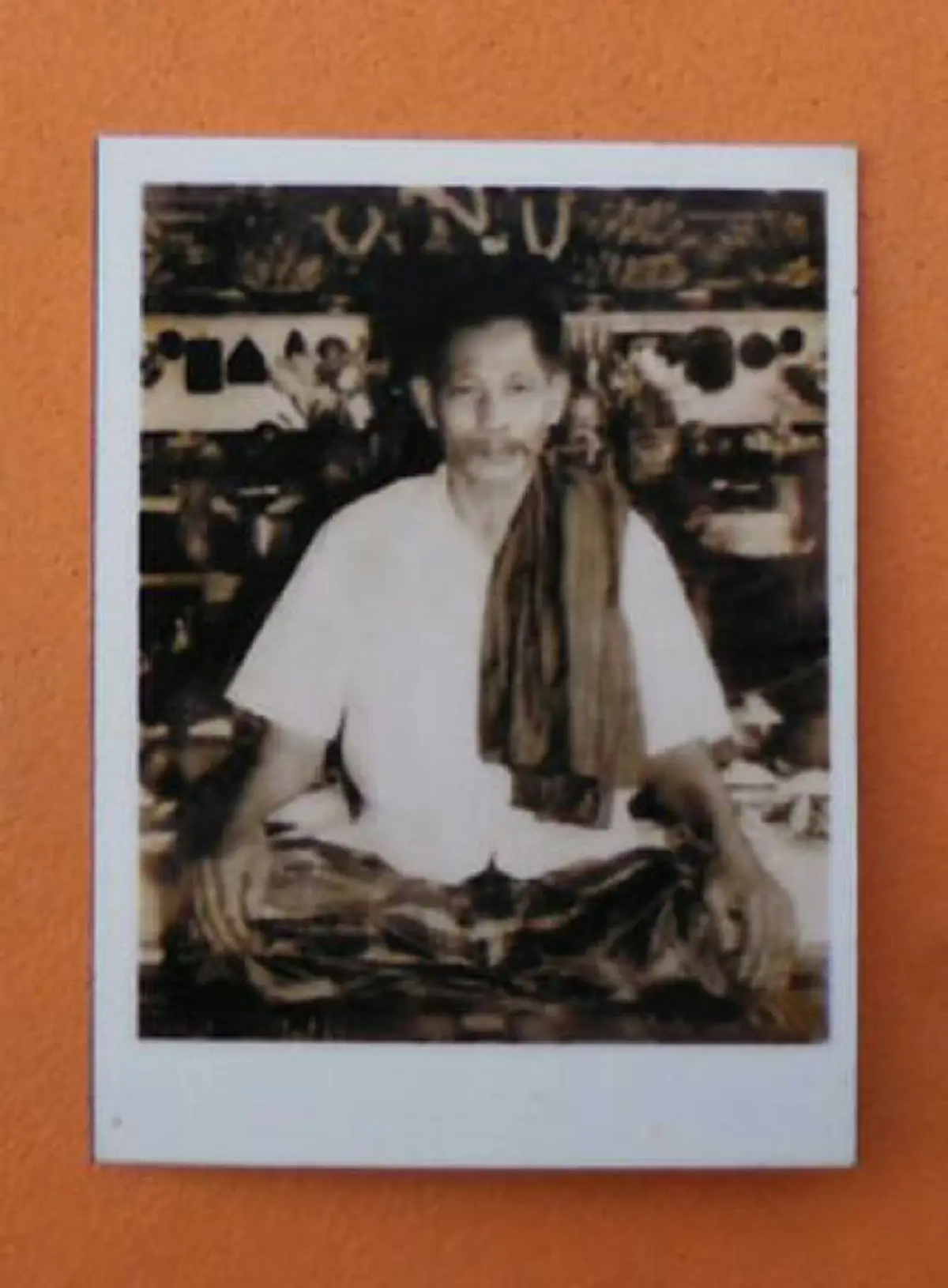 คุณพ่อเที่ยง น่วมมานา  หนึ่งในปรมาจารย์ด้านการสักยันต์แห่งสยามประเทศ กับ ๗ เรื่องราวความขลังอันเหลือเชื่อ!