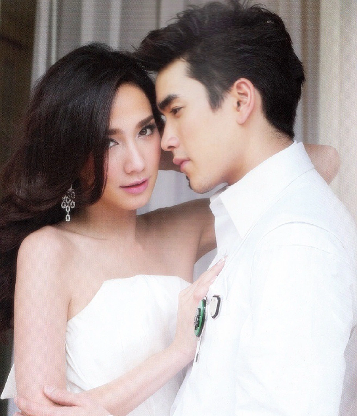 ที่สุดวงการบันเทิงปี59!!! "เคน ภูภูมิ" ควง" แต้ว ณฐพร" ดารานำยอดนิยม "นาคี" คว้าละครคนชื่นชอบ "ปริศนาฟ้าแลบ" รายการเด่น (มีรายละเอียด)