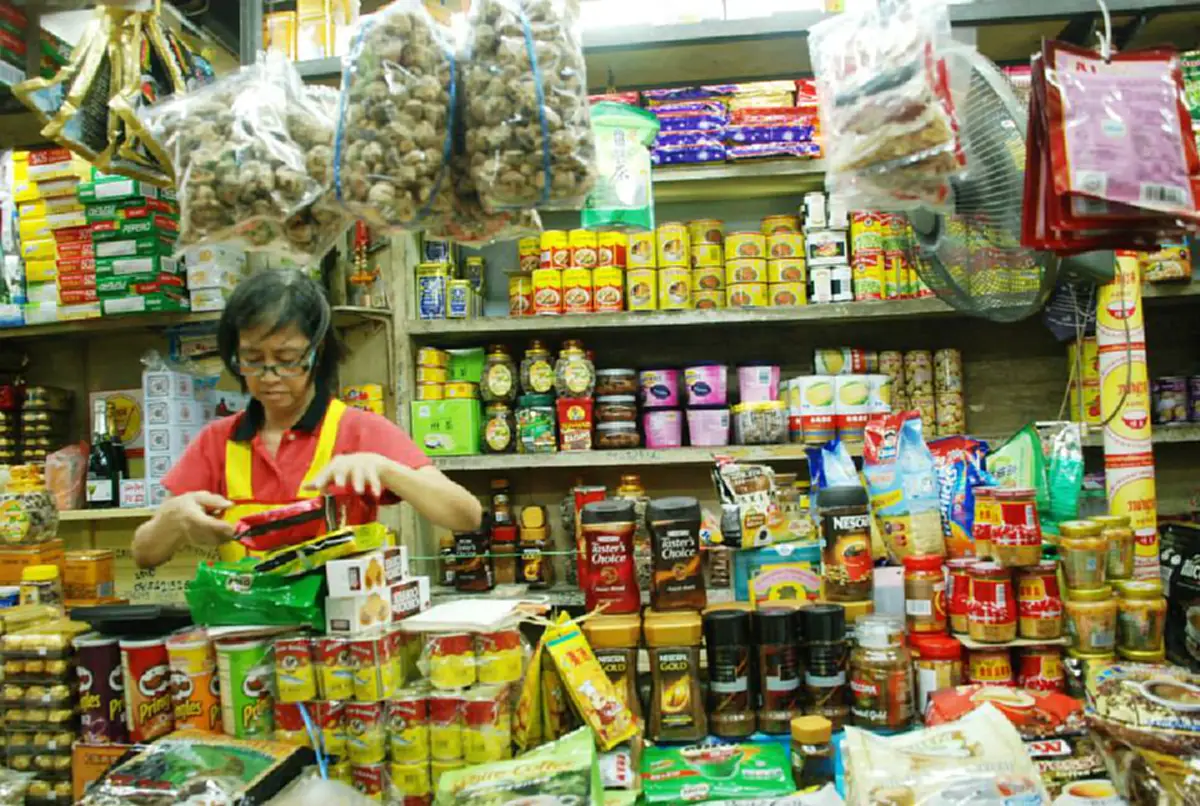 ร้านค้าส่งภาคใต้ของไทยโอดครวญหนัก !! หลังค่าเงินริงกิตมาเลเซีย ตกต่ำสุดรอบ 30 ปี พ่อค้า-แม่ค้า ปฏิเสธไม่รับเงินริงกิตแล้ว !!  (รายละเอียด)
