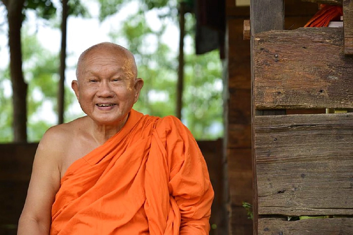 ความแตกต่างของพระอริยะกับผู้วิเศษเรามักสับสน ท่านปยุตฺโต ได้เมตตาแยกให้กระจ่าง