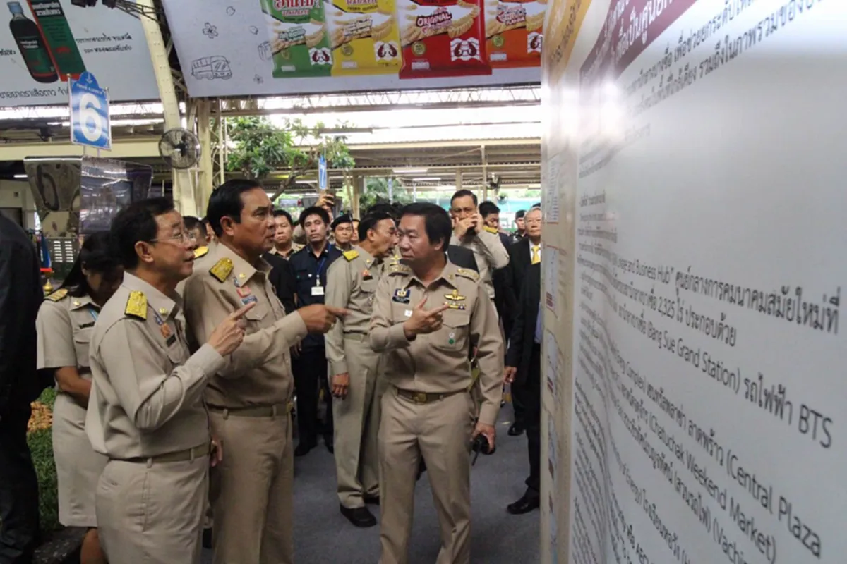 "พล.อ.ประยุทธ์" เป็นประธานพิธีเปิดเดินขบวนรถรุ่นใหม่ เที่ยวปฐมฤกษ์ เส้นทางกรุงเทพ-นครปฐม