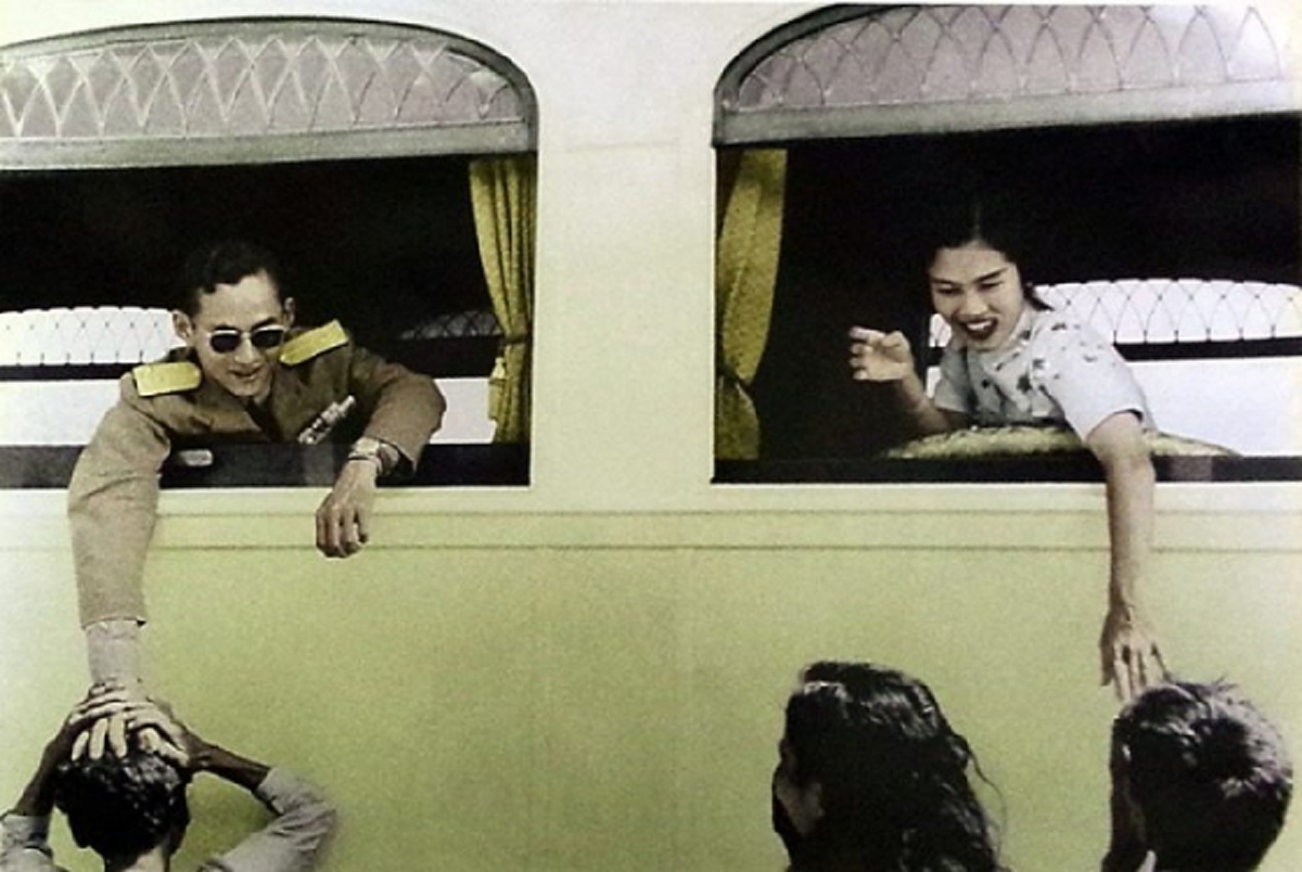 จุกอก! ฝรั่งถามคนไทย เราได้ปฏิบัติตามแบบอย่างของในหลวงรัชกาลที่9จริงๆหรือ? - จะมีประโยชน์อะไร หากไม่ได้รับรู้และเข้าใจ สิ่งที่พระองค์ทรงเพียรพยายาม"