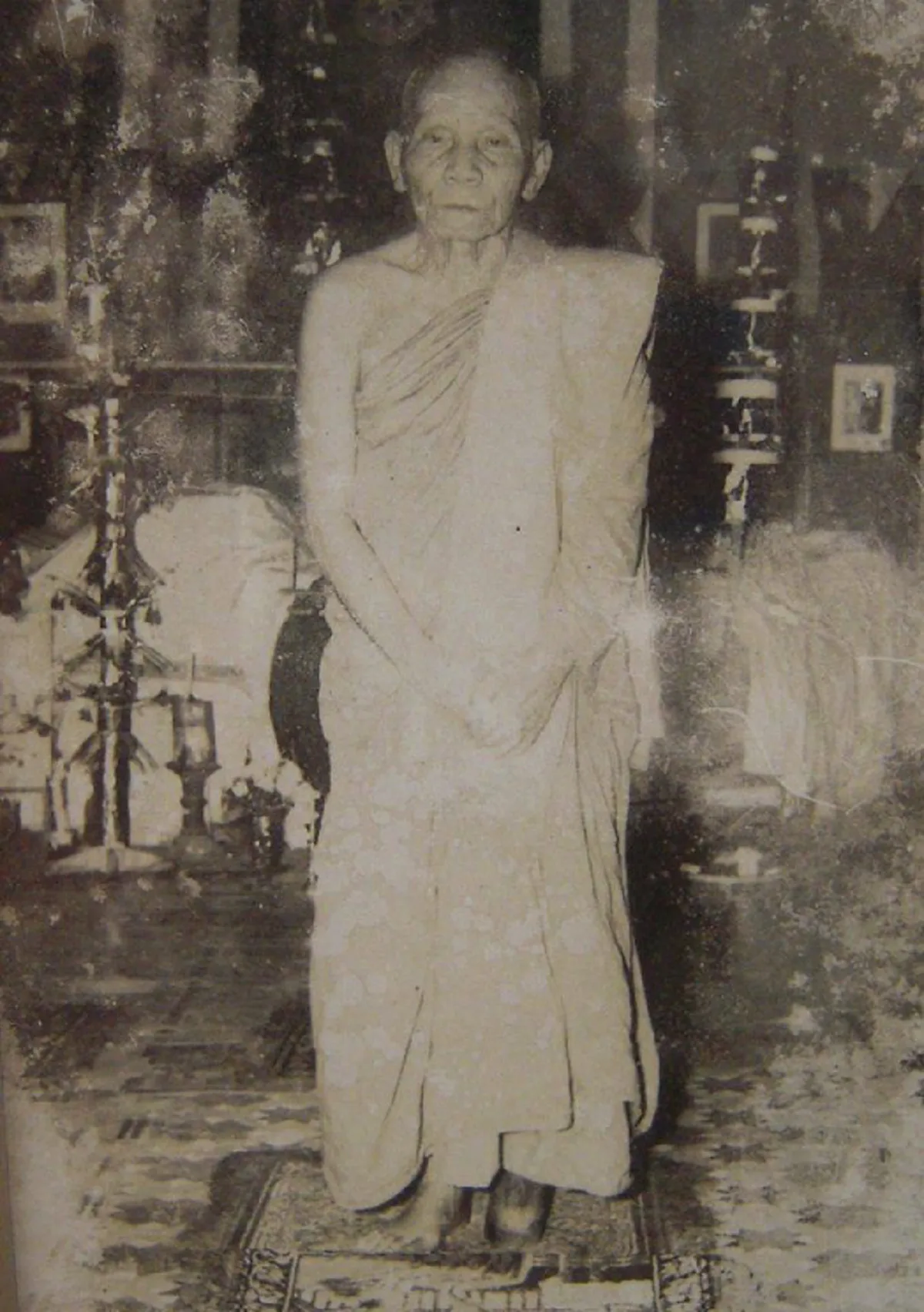 สาธุ! ขากระบอกไม้ไผ่ ของ"พ่อท่านคล้าย ผู้มีวาจาสิทธิ์"..แสดงอภินิหารจากบารมีพ่อท่านคล้าย อยู่หลายครั้ง