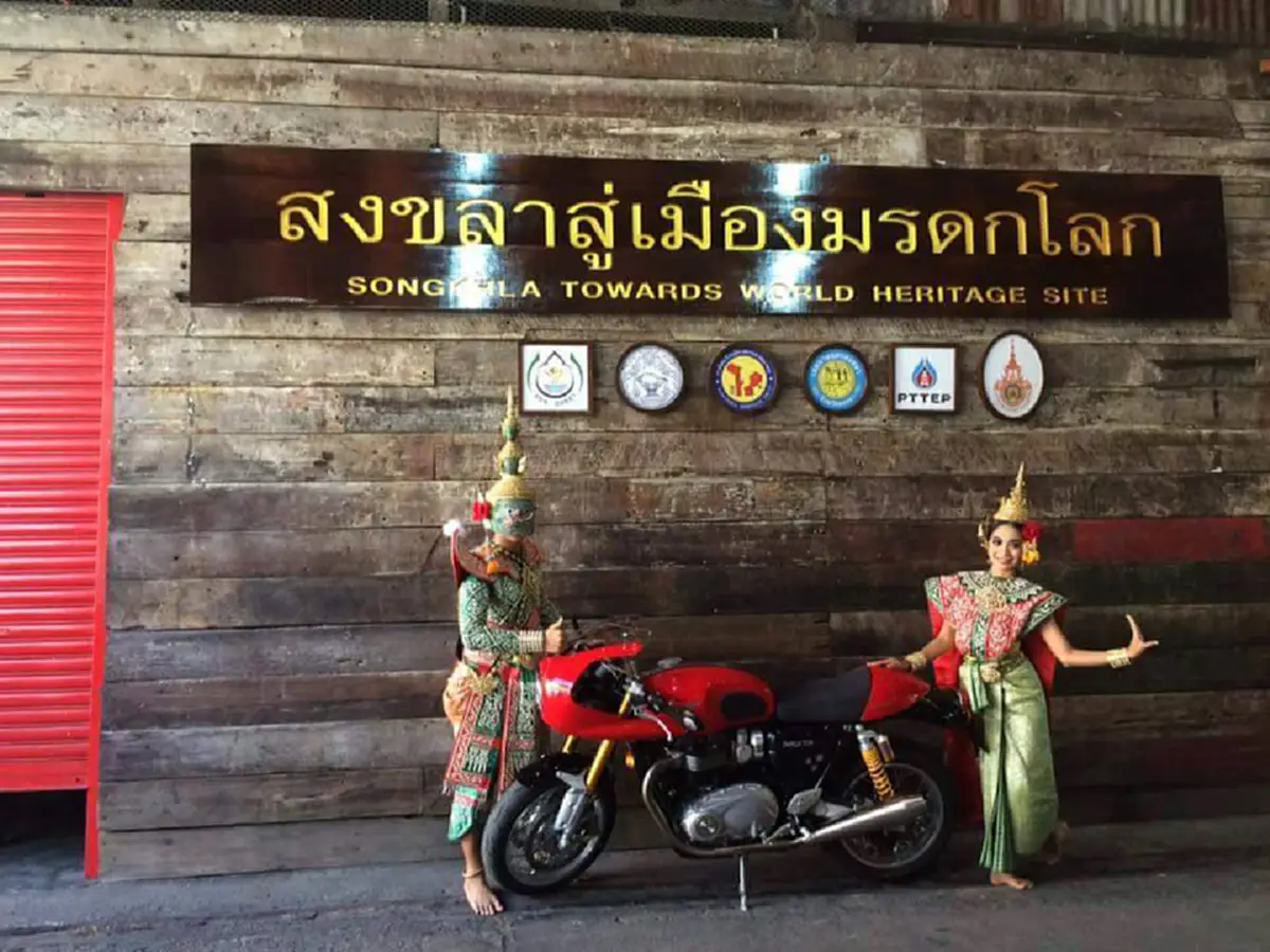 ใครจะรู้ว่าทศกัณฐ์ รักนางสีดามากกว่าเท่าไห่ร่ !! สุดอลังการชมภาพชุด พี่ทศ-สีดา เยือนสงขลา !! (ภาพชุด+ประวัติทศกัณฐ์-สีดา)  