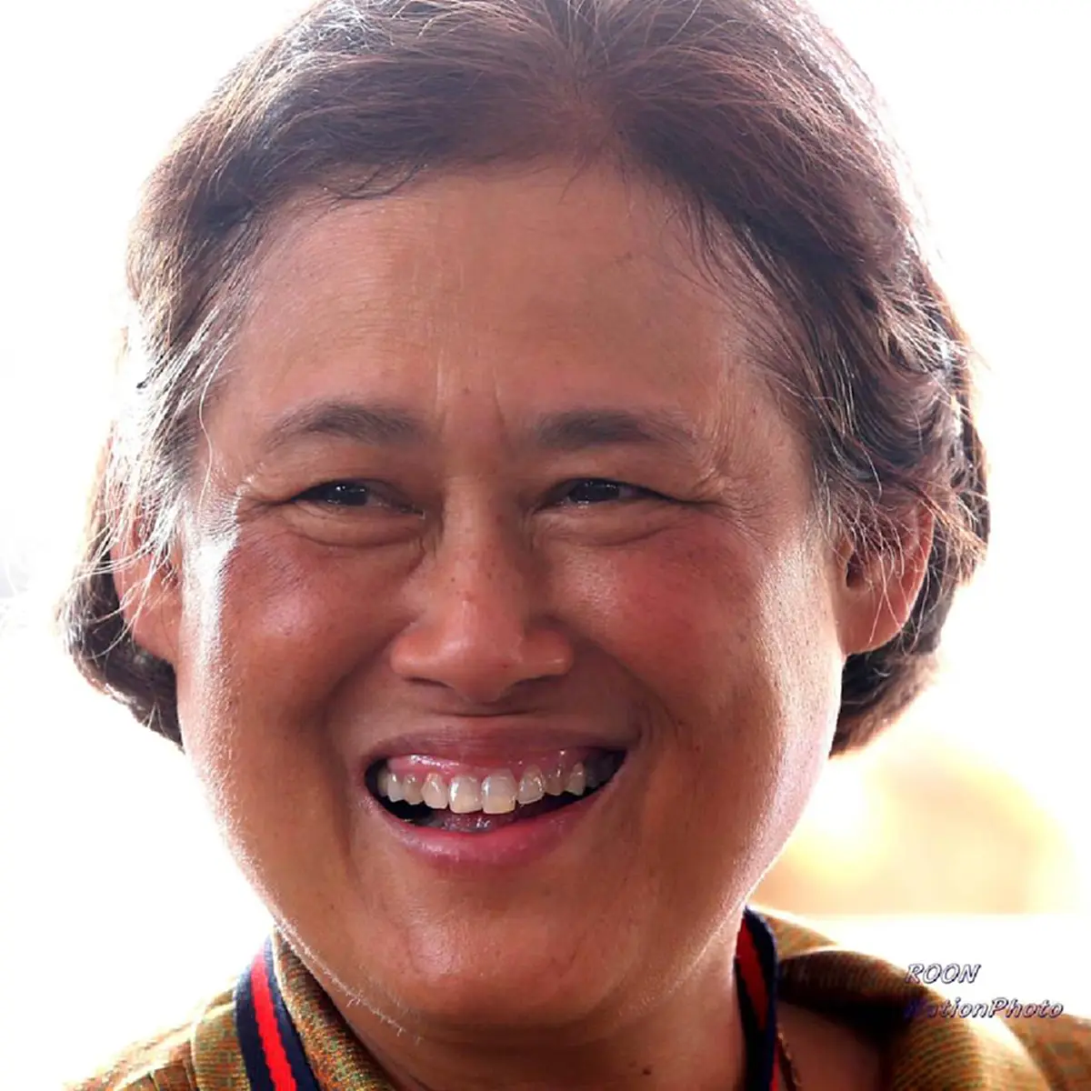 "แย้มพระสรวล...เปื้อนพระเสโท..."  เมื่อสมเด็จพระเทพฯ ทรงเสด็จพระราชดำเนินงาน "ของดีเมืองนรา" 
