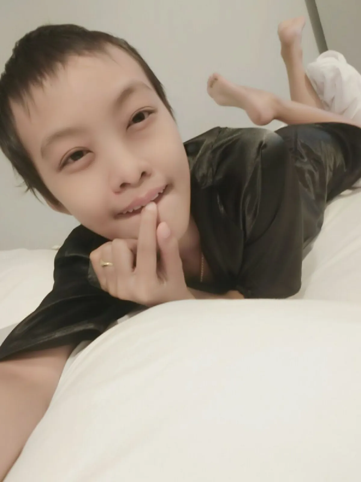 ยังจำเธอได้หรือเปล่า?? "น้องกิ๊ฟ" พริตตี้สาวป่วยเป็นลูคีเมียที่เคยดังในโซเชียล ล่าสุดเปลี่ยนลุคส์ใหม่ทำเอาใครต่างก็ชมว่าน่ารักฝุดๆ!! (มีภาพ)