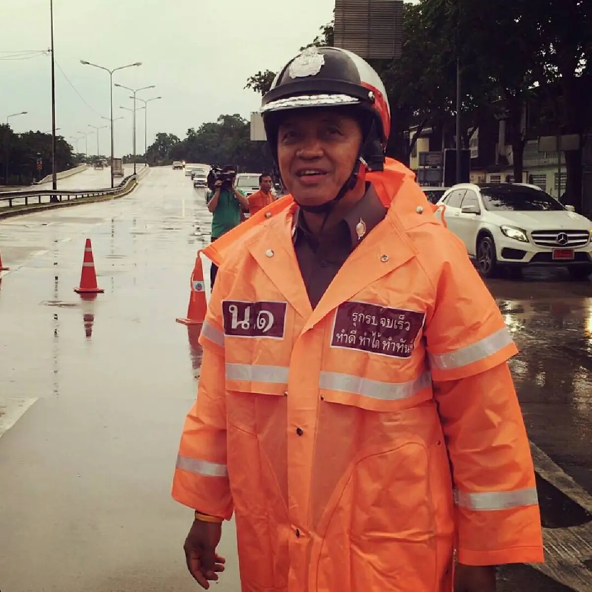 เอาจริงหรือแค่สร้างภาพ !! ศานิตย์ เปิดเฟซบุ๊ก แก้วิกฤตจราจร ขอประชาชนถ่ายรูปฟ้องด้วยภาพ เพื่อแก้ไขจราจร