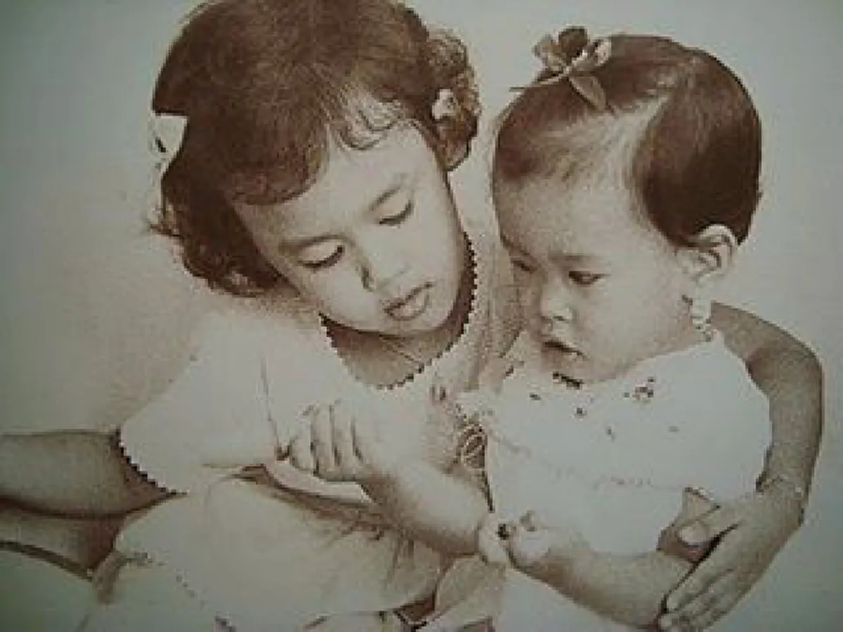 ท่านสนพระทัยแค่เรื่องงาน.. "ฟ้าหญิงจุฬาภรณ์ฯ" ตรัสถึง "สมเด็จพระเทพฯ" กับนิสัยความต่างทั้ง 2พระองค์