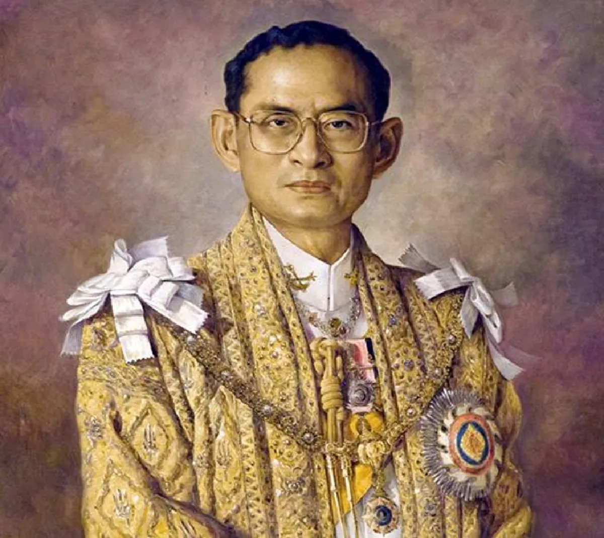 กษัตริย์ จิกมี่แห่งภูฏาน ให้พสกนิกรของพระองค์ร่วมสวดมนต์ถวาย ในหลวง