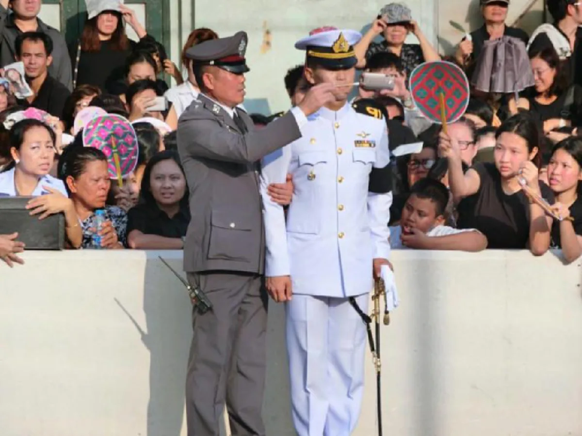 เปิดหัวใจ "แม่เรือโทชารวี" ทหารของพระราชาผู้ยืนหยัดปฏิบัติหน้าที่สำคัญสุดชีวิต ผ่านคำพูดสุดซึ้งฟังแล้วถึงกลั้นน้ำตาไม่อยู่...?