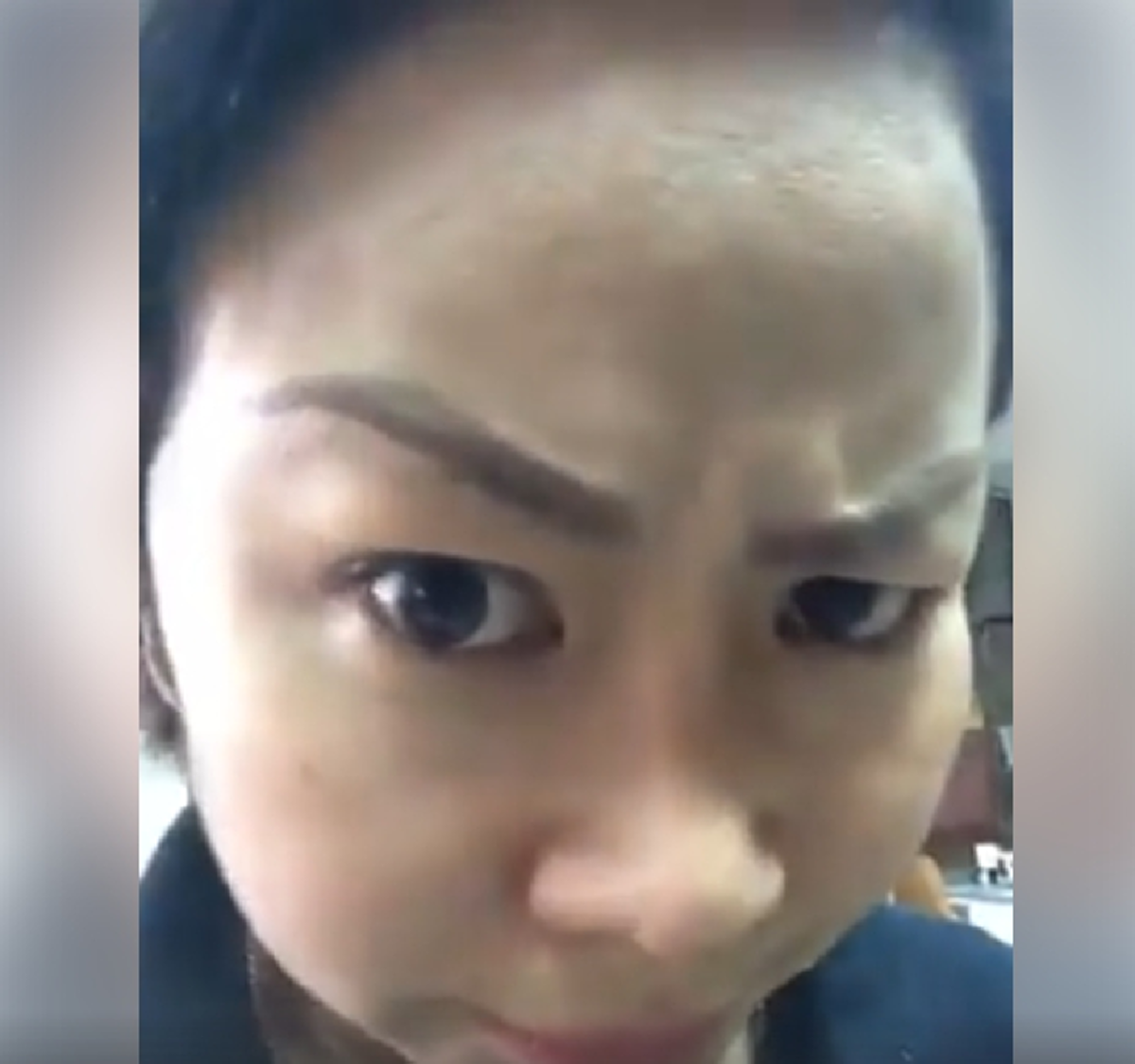 ใส่ใจอ่อ...ได้หมดถ้าสดชื่น!!! อย่างฮา "อาจารย์ประจำชั้น" ไลฟ์เฟซบุ๊กตาม "นักเรียน" เข้าห้องสาย งานนี้บอกเลยเห็นแล้วถึงกับช็อกได้!!! (ชมคลิป)