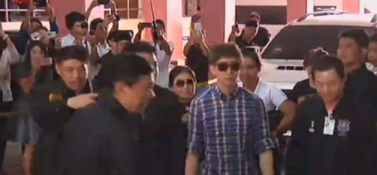 ด่วนที่สุด!!! "เบนซ์ เรซซิ่ง" เข้ารายงานตัวพบตำรวจ ปส. เพื่อชี้แจงทรัพย์สิน หลังถูกซัดทอดพัวพันการฟอกเงินเครือข่ายค้ายา ไซซะนะ (มีภาพ)