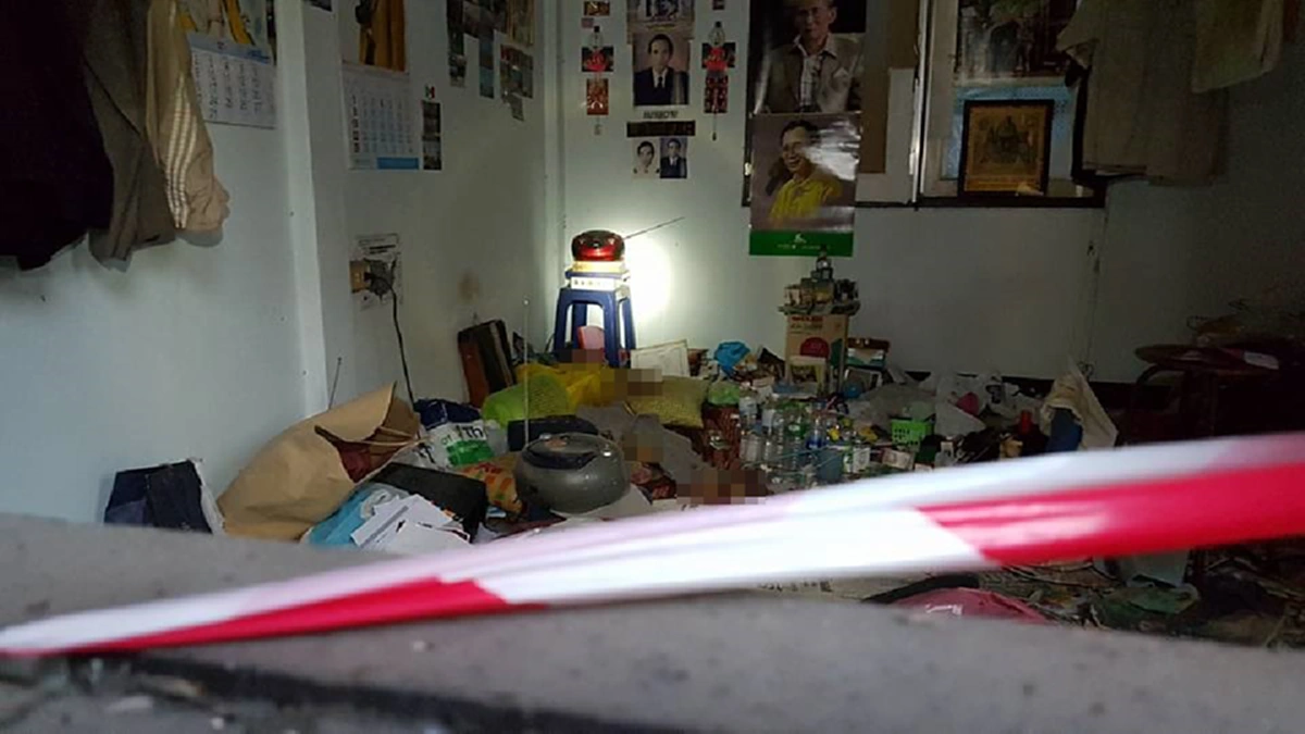 ผงะกลางกรุงฯ!! เพื่อนบ้านถึงขั้นตาค้างคุณตาวัย 64 ปีหายหน้าไป 2 ปีเจออีกทีกลายเป็นโครงกระดูกในห้องเช่าถูกทิ้งร้างย่านบางพลัด??