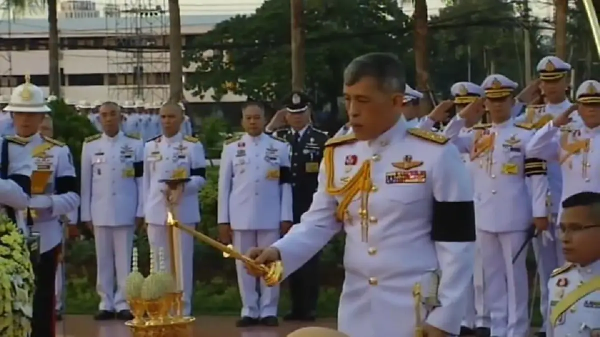 "สมเด็จพระบรมโอรสาธิราชฯ" ทรง ย้ำ สัจจะวาจาของชายชาติทหาร คำปฏิญาณตน ของทหารมหาดเล็กราชวัลลภรักษาพระองค์และหน้าที่เพื่อบ้านเมืองด้วยชีวิต