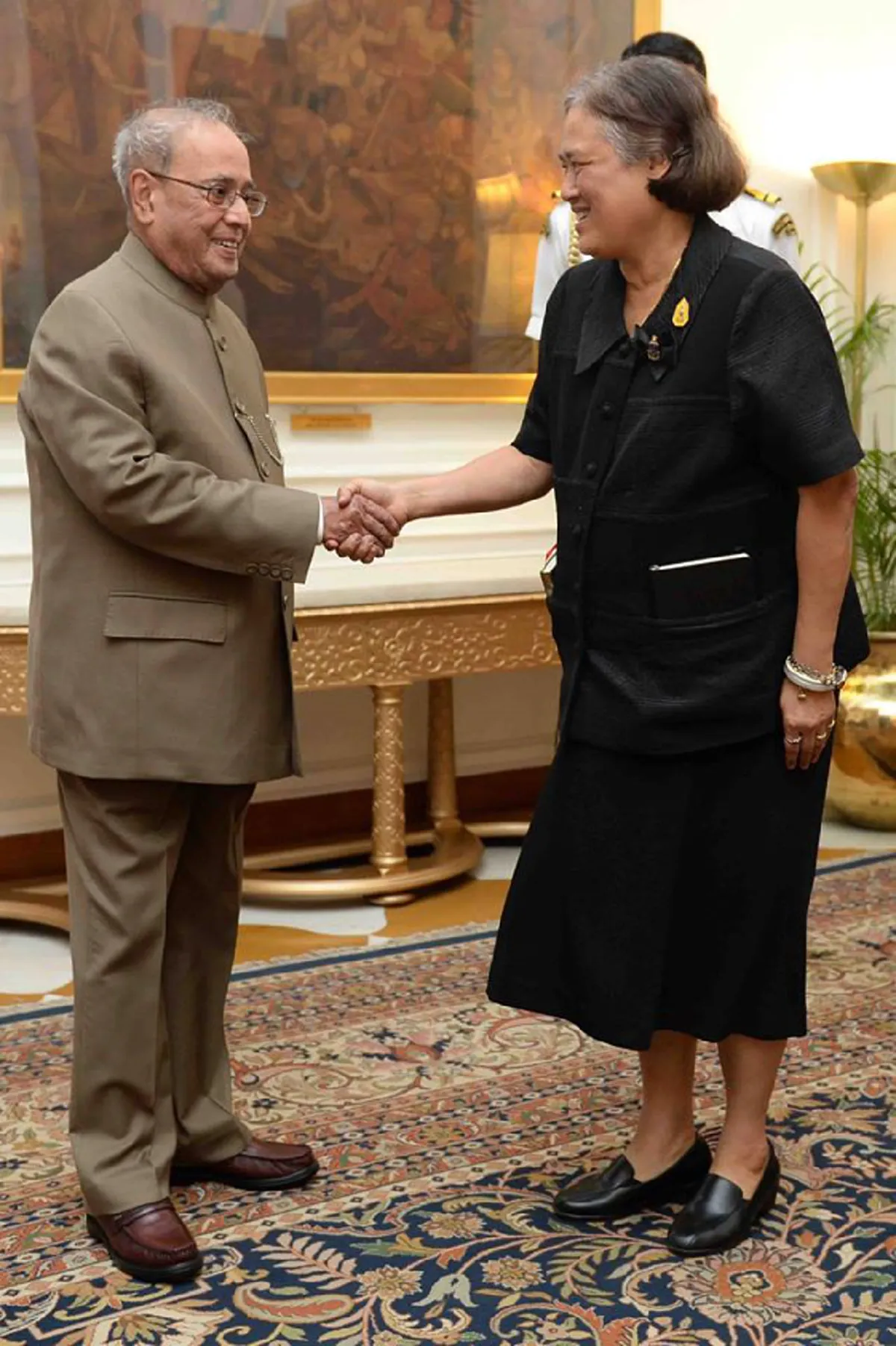 พระเกียรติคุณ..ประจักษ์โลก!! สมเด็จพระเทพฯทรงรับการทูลถวายรางวัลสันสกฤตโลกปี ๒๕๕๘ ณ สาธารณรัฐอินเดีย #ขอทรงพระเจริญ