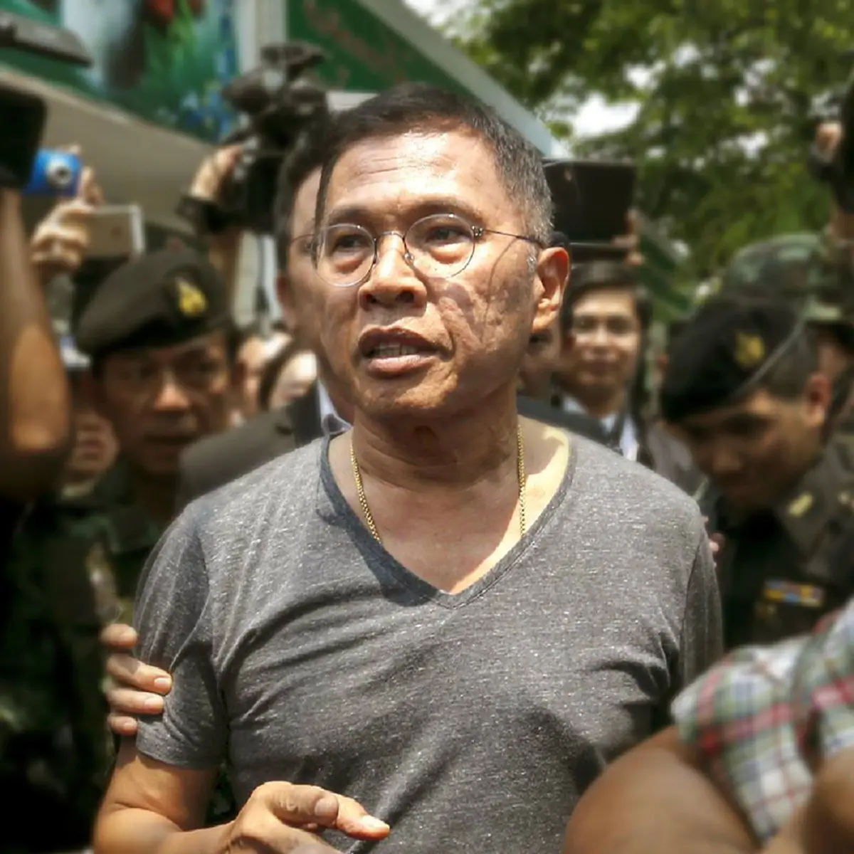 พูดเอง..เออเองก็ได้!!!  "วัฒนา" โพล่งแทนนายทักษิณคิดเรื่องปรองดองเหมือนคนไทย แต่ตอนจบลายโผล่แว้งเหน็บรัฐบาลคสช.ใช้อำนาจทำขัดแย้งขยายวง...!?!