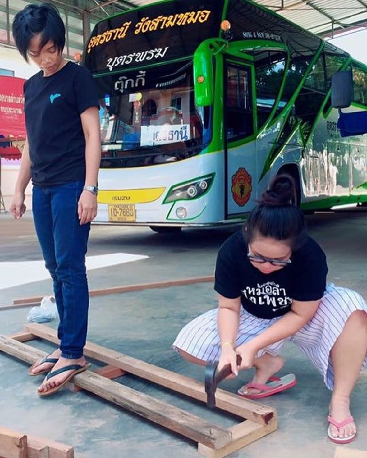 ว่าที่เจ้าสาวต้องสตรอง !!! เปิดภาพ "ตุ๊กกี้"เตรียมงานเเต่ง ที่วังสามหมอ จ.อุดรฯ ทุ่มเทลงมือจัดเองทุกขั้นตอน อลังการสุดๆ!!! (ภาพ)