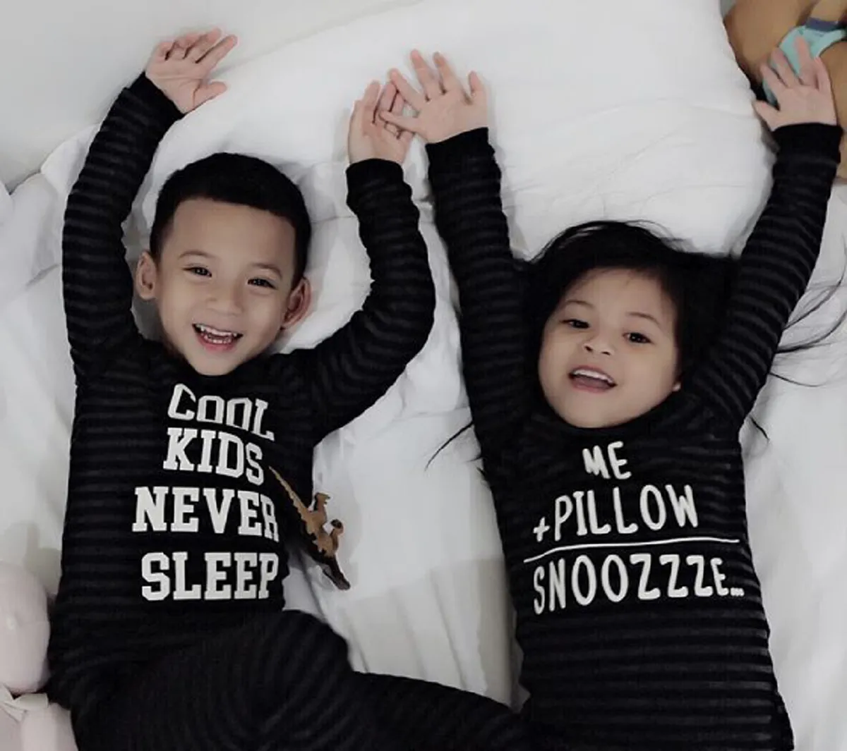 โคตรซึ้งเลย !"นานา ไรบีนา"อัดคลิปน้องบีน่า-บรู๊คลิน แหลงใต้ส่งเป็นกำลังใจให้พี่น้องชาวใต้ต่อสู้กับภัยพิบัติน้ำท่วมงานนี้ได้ใจไปเต็มๆ (คลิป)
