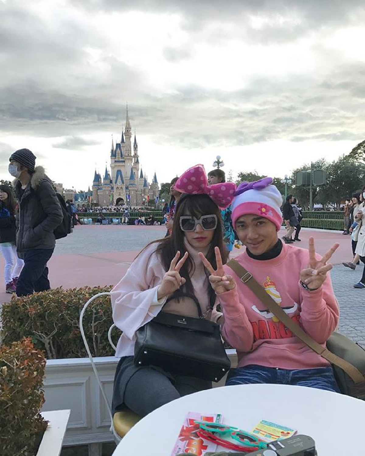 คนโสดอิจฉา !! เปิดภาพ "เมย์ - เจ" ควงเที่ยวเจแปน ใช้เวลาของเราที่ญี่ปุ่น บอกเลยสวีทหวานหนักมาก !?! (ภาพ)