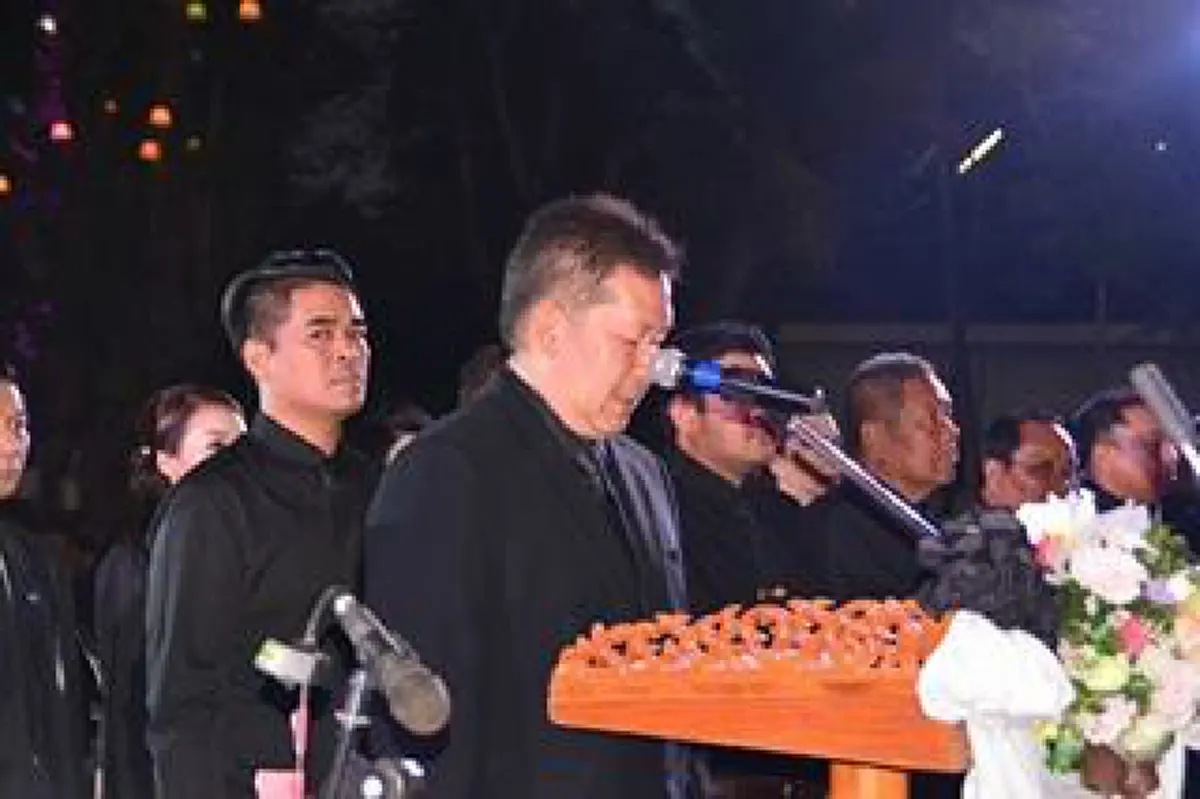 ทม.เมืองเพชรบูรณ์ จัดกิจกรรมส่งท้ายปลายปี ขับร้องเพลงแสดงดนตรีเทิดพระเกียรติ