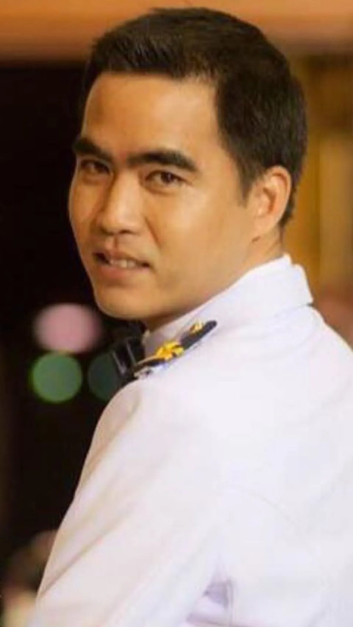 R.I.P.!!! "น.ต. ดิลกฤทธิ์ ปัถวี" นักบิน Gripen ฮีโร่ของเด็กๆ ตกดิ่งลงพื้นขณะขับโชว์งานวันเด็ก ที่สนามบินหาดใหญ่ เสียชีวิตในหน้าที่!!! 