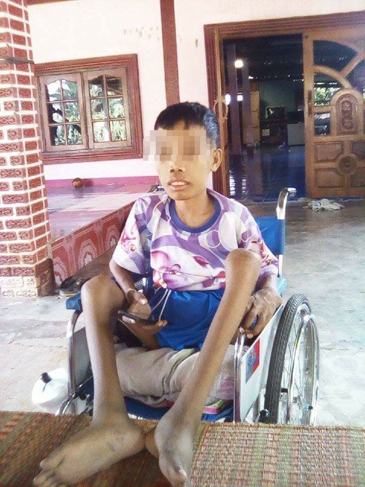 ฝันสลาย!!! "หนุ่มวัย 19" ป่วยเป็นโรค "ธาลัสซีเมีย" หนทางหายขาดดูริบหรี่  แม่ทุกข์หนักแต่กัดฟันสู้หาเงินหวังรักษาลูก ผู้เป็นแก้วตาดวงใจ