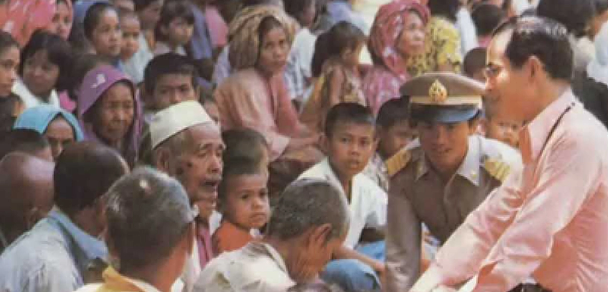 "การได้สนทนาปราศรัยกับราษฎรอย่างใกล้ชิดแบบไม่ถือพระองค์" คือสิ่งที่ในหลวงรัชกาลที่ ๙ ทรงโปรดปรานมากที่สุด