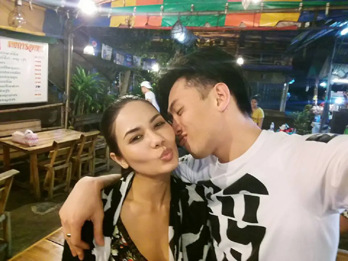  ติดดินมว๊ากกกก !!!! ดีเจมะตูม ถึงกับสตั๊นเเรงเมื่อเจอ "น้ำตาล ชลิตา" ไม่คิดว่าเธอจะกล้าทำแบบนี้ในที่สาธารณะ !?
