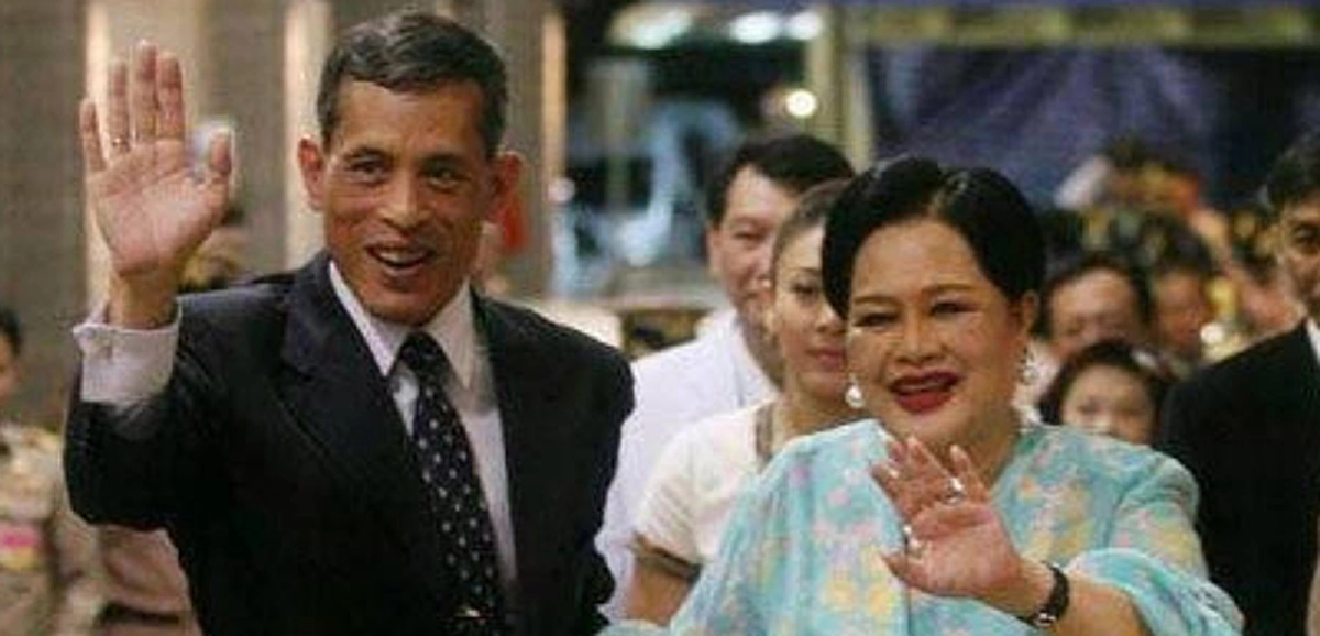 "องครักษ์ประจำตัวฉัน ไม่ยอมให้ฉันเปียกเลย" สมเด็จแม่ ทรงตรัสถึงในหลวง รัชกาลที่๑๐ ที่ข้าราชบริพารสุดประทับใจ