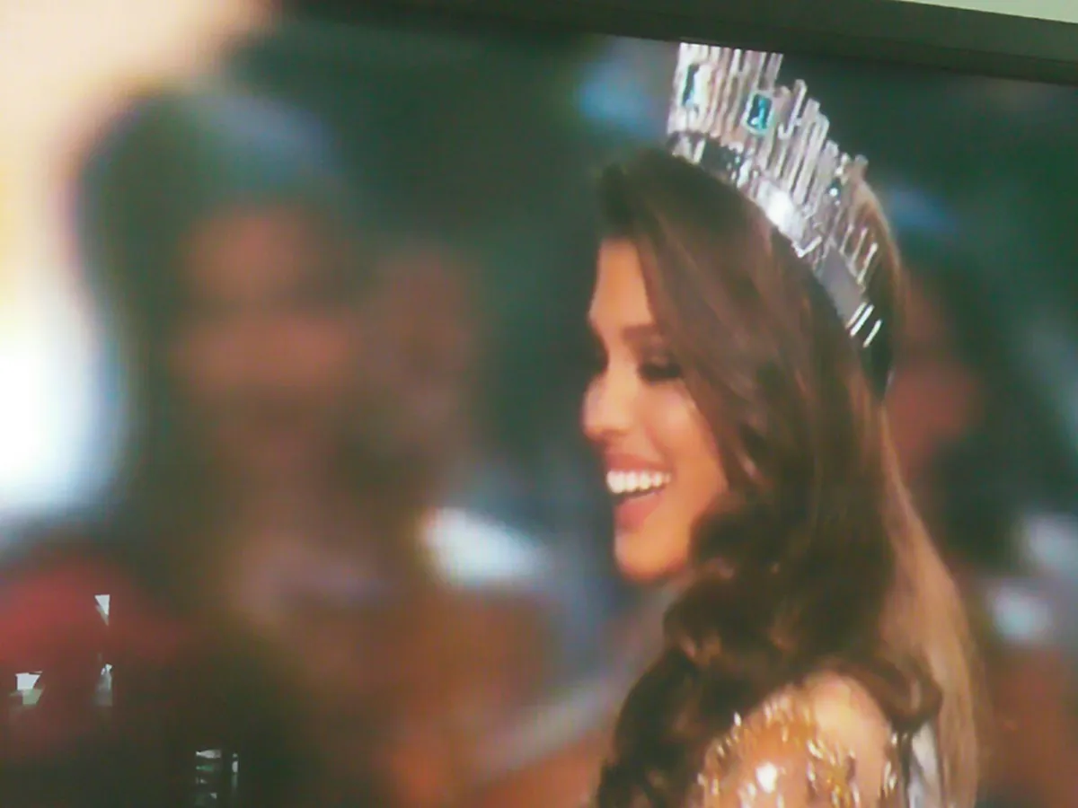 มงฯลงแล้ว!!! สาวงาม "FRANCE" คว้ามงกุฎ MissUniverse 2016 ไปครองได้สำเร็จ ส่วน "น้ำตาล ชลิตา" ทำเต็มที่ผ่านเข้ารอบ 6 คน