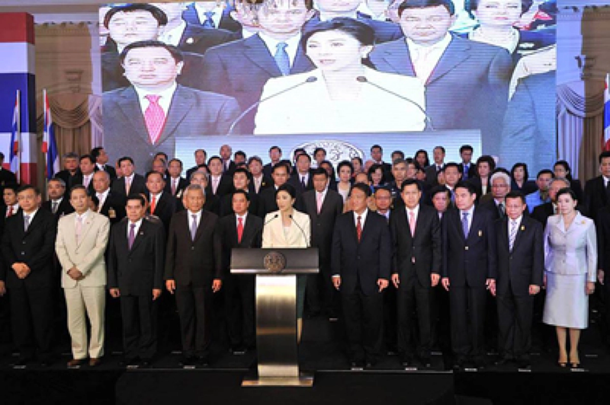ข้อเท็จจริงทนโท่...ลูกหลานไทยก็จำไว้ !!! เปิดผลงานโบว์ดำ "รัฐบาลปู"ก่อหนี้ปท.ไว้ขนาดไหน ทำไมก.คลังถึงบอกอีก 18 ปีถึงชดใช้หนี้จำนำข้าวหมด??  