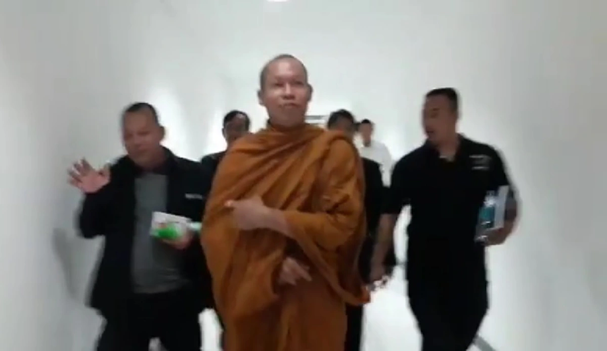 ดูชัดๆว่ารุกป่ายังไง???"พระพุทธะอิสระ"หอบหลักฐานแจงดีเอสไอไร้เจตนาถือพื้นที่ป่าสงวนหลังโดนพระวัดดังแจ้งความ(รายละเอียด)
