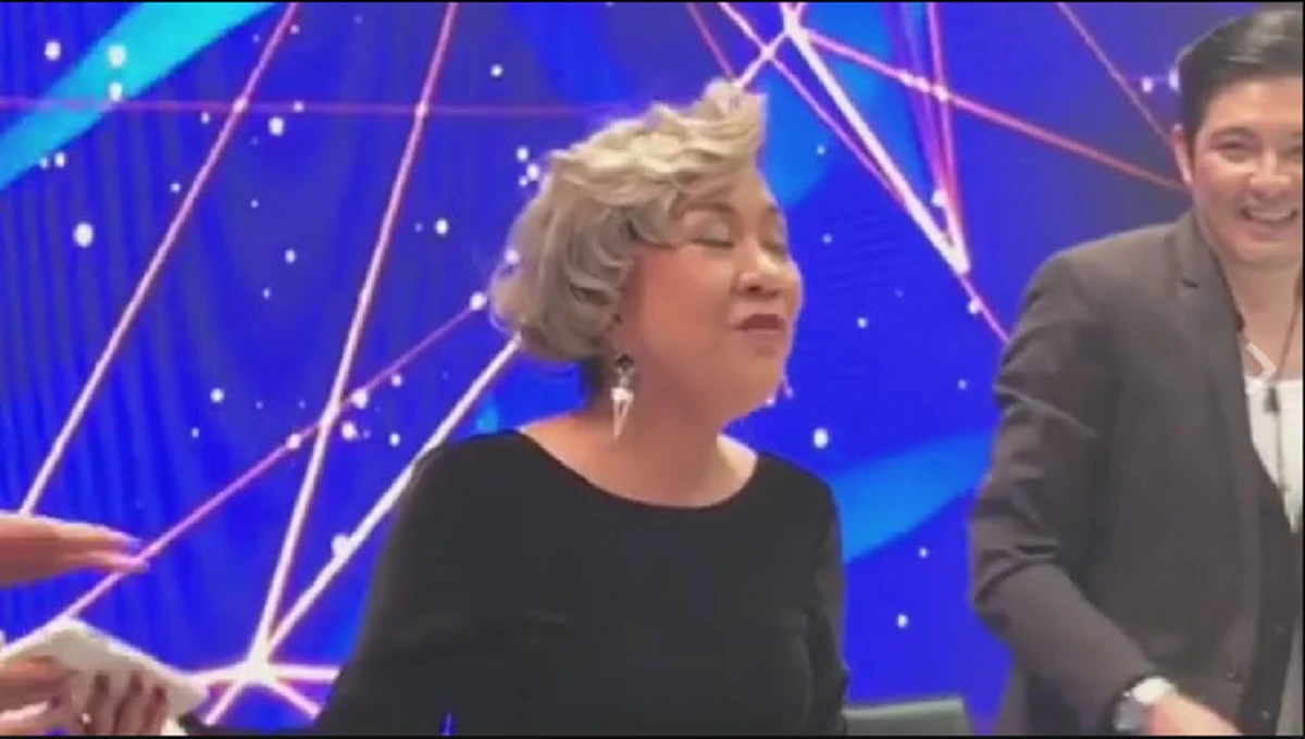 ไม่แน่จริงไม่เปิดโรงเรียนสอนร้องเพลง!! เต้นกระจายทั้งรายการ หลังครูอ้วนโชว์พลังเสียงขั้นเทพเพิ่มพลังให้กับทีมงาน (ชมคลิป)