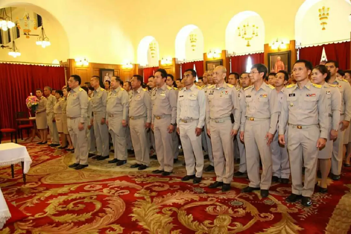 กรมส่งเสริมการปกครองท้องถิ่น ร่วมลงนามถวายพระพร พระบาทสมเด็จพระเจ้าอยู่หัวภูมิพลอดุลยเดช ณ ศาลาสหทัยสมาคม 