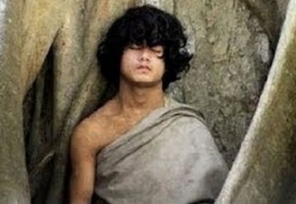 เส้นทางแห่งพระโพธิสัตว์...ลามะปาเดนโดรเจ  จากเด็กชายนั่งสมาธิ สู่ชายหนุ่มผู้ตั้งปาณิธานนำสันติมาสู่โลก