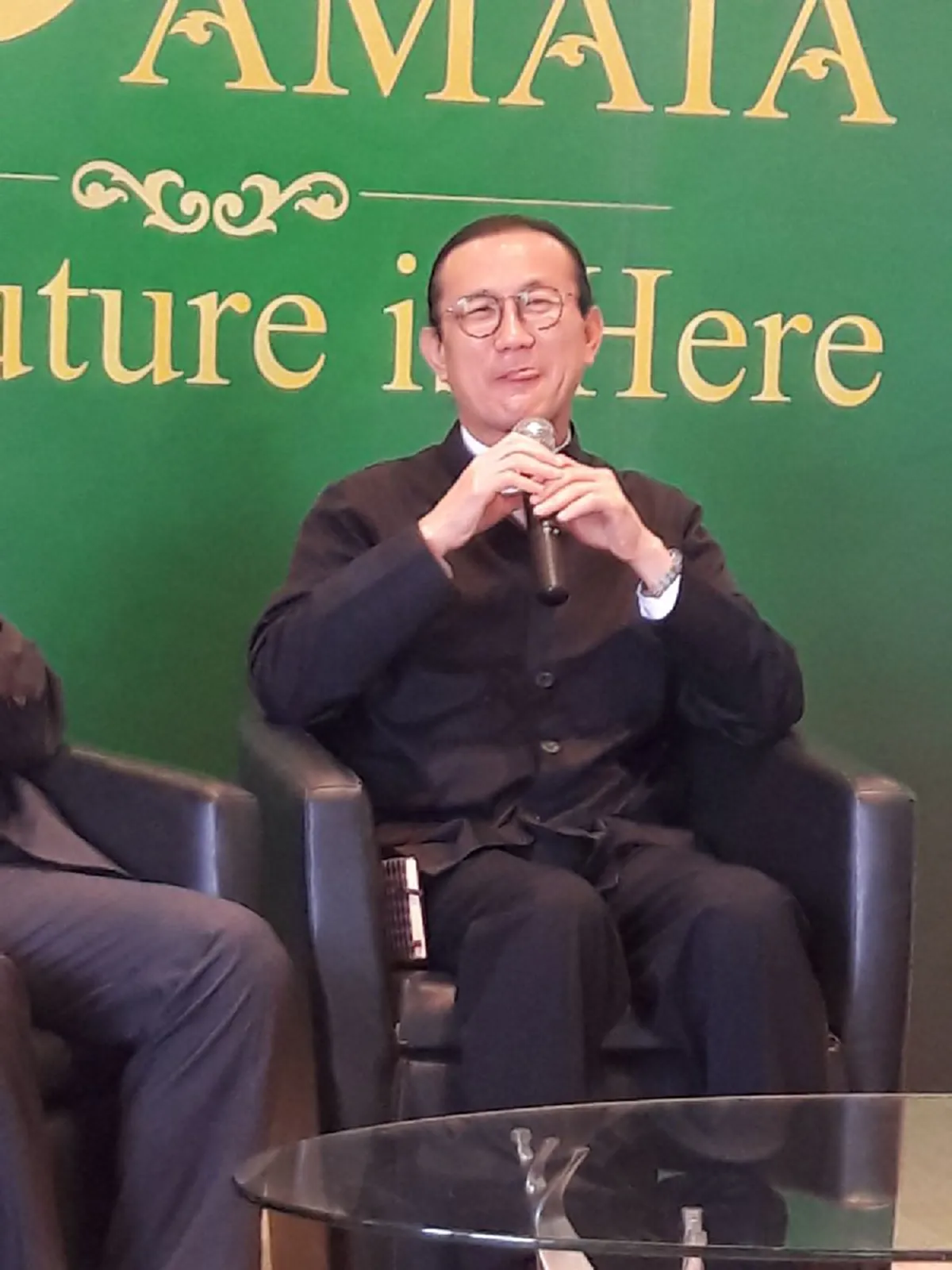 ยิ่งใหญ่เกินบรรยาย!! "อมตะ" ฉลองครบรอบ 40 ปี  ภายใต้คอนเซ็ปต์  "The Future is Here" [ชมภาพ]