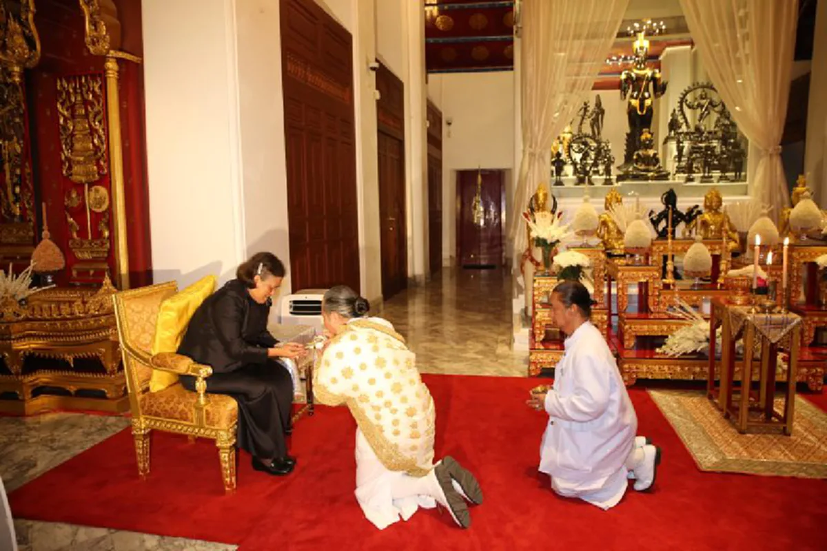 "สมเด็จพระเทพรัตนราชสุดาฯ" ทรงประกอบพิธีบวงสรวงอธิษฐานจิต เตรียมงานถวายพระเพลิงพระบรมศพ