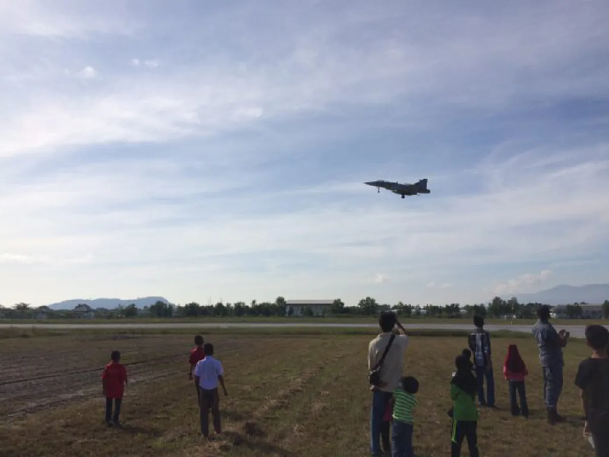 หัวใจสลาย !!!  สุดเศร้า น.ต.ดิลกฤทธ์ นักบิน เพิ่งแต่งงาน ...อ่านแล้วน้ำตาไหล ชาวเน็ตแห่ให้กำลังใจ (รายละเอียด)