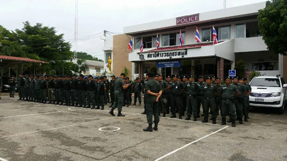 ด่วนและระทึก!!!...หน่วยปทส.เต็มอัตราศึกบุกศูนย์ธรรมกายเขาใหญ่ (มีภาพ)