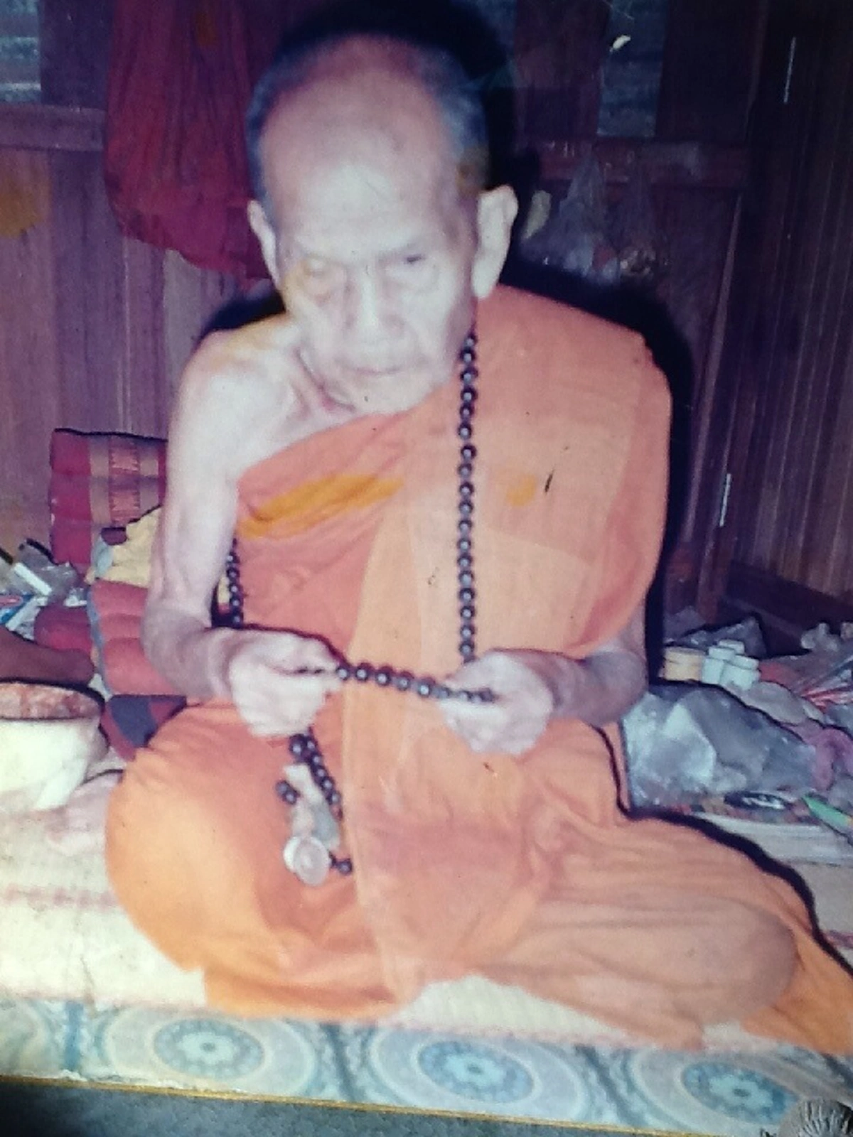 หลวงปู่หมุน ศักดิ์สิทธิ์ทั้งร่าง!!! แม้แต่เส้นเกศายังตัดไม่ขาด ต้องรอคำสั่งจากเบื้องบน...สาธุ อมตะเถระ 5 แผ่นดิน!  