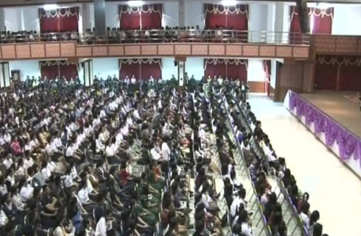 เปิดปาก!!! "พยานคนสำคัญ" ผู้อยู่ในคลิปเหตุการณ์ปมดราม่า "เบส อรพิมพ์" ชี้โซเชียลเข้าใจผิด-คลิปถูกตัดต่อ วอนฟังให้จบจะเข้าใจเจตนา!!!