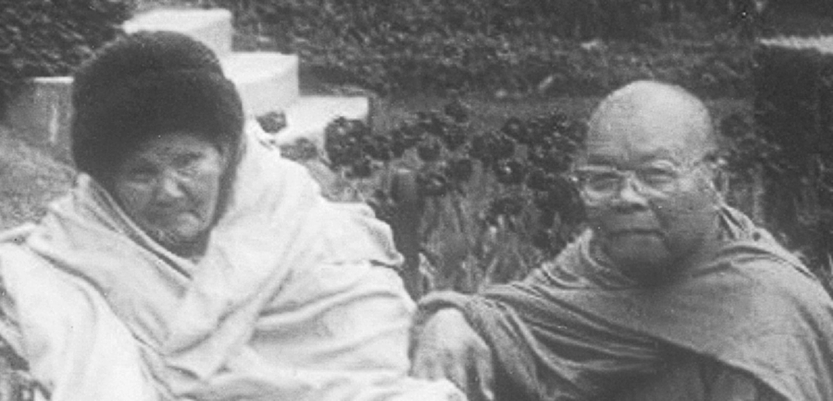 "หลวงปู่ชอบ" อริยสงฆ์ที่กล่าวขานว่าเป็นอรหันต์ กล่าวถึง"ญาณระลึกชาติ" เป็นแค่ผลพลอยได้ดีใจมากเดียวหายนะ!!!