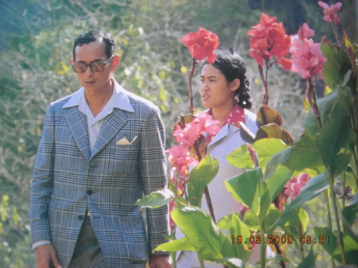 "เดินตามรอยเท้าพ่อ" ยิ่งอ่านยิ่งประทับใจ (ใน)สมเด็จพระเทพฯ ที่ทรงงานหนักเพื่อประชาชน...ที่สุดของพระมหากรุณาธิคุณ