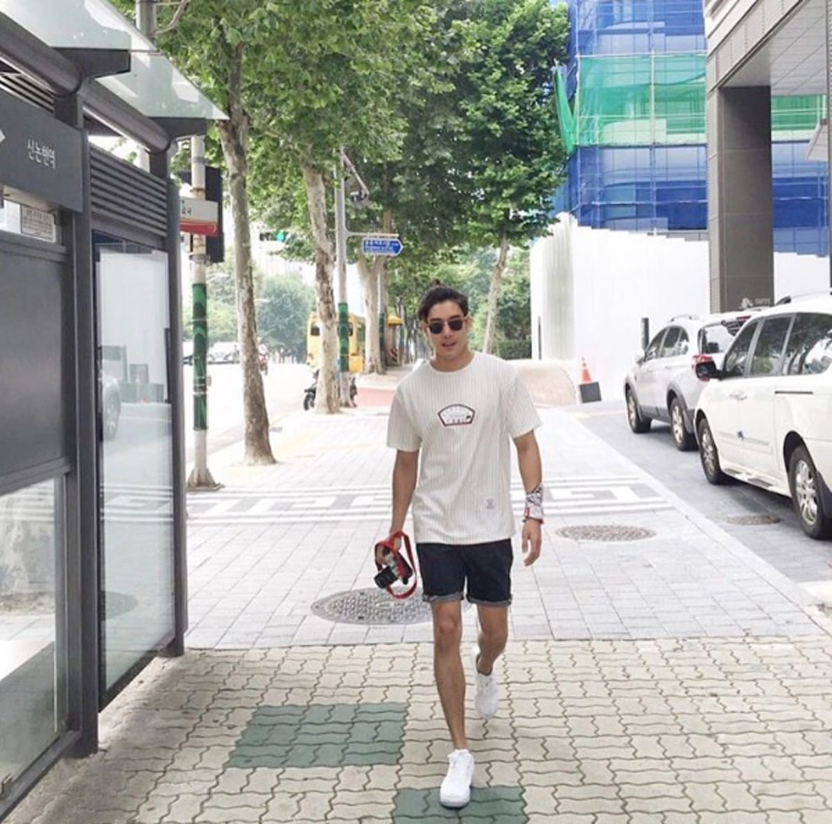 น่ารักหนักมาก !!! หลังเปิดตัวคบ "เคน ภูภูมิ" สวีทหวาน "เอสเธอร์" ในแดนกิมจิ (มีภาพ)