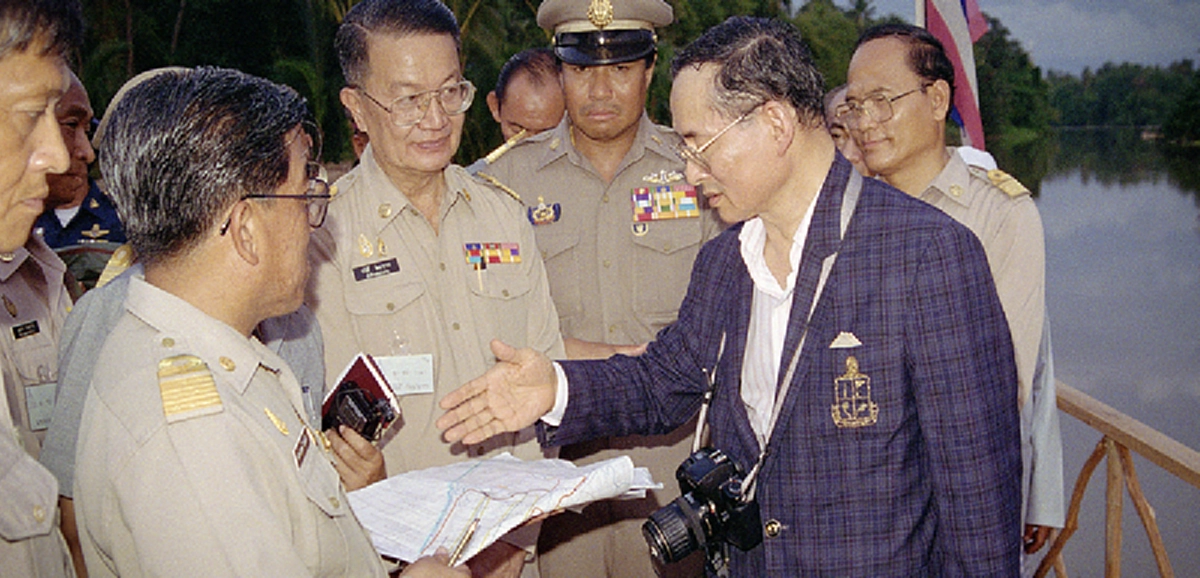 "ไม่เป็นไร...เดี่ยวก็ค่อยยังชั่ว" แค่เพียงประโยคนี้พร้อมพระกรุณาแบบไม่ทันตั้งตัวที่ตราตรึงใจต่อผู้รับใช้งานใกล้ชิดตราบชั่วชีวิตนี้