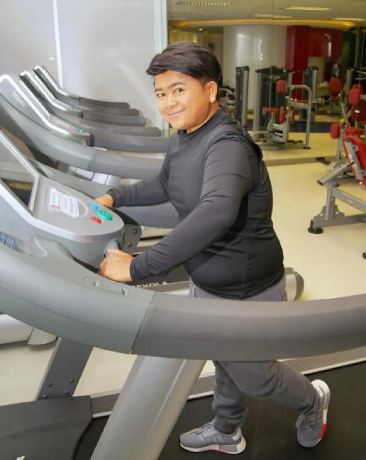 โก๊ะตี๋ หุ่นเริ่มเพรียวบางลง หลังเข้าคอร์สอย่างจริงจัง จากความตั้งใจที่จะลดหุ่นให้ได้